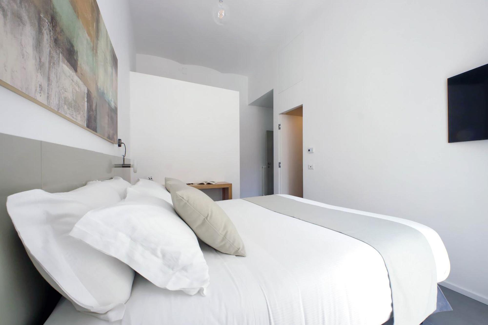 Ych-Montebello - Rooms Rzym Zewnętrze zdjęcie
