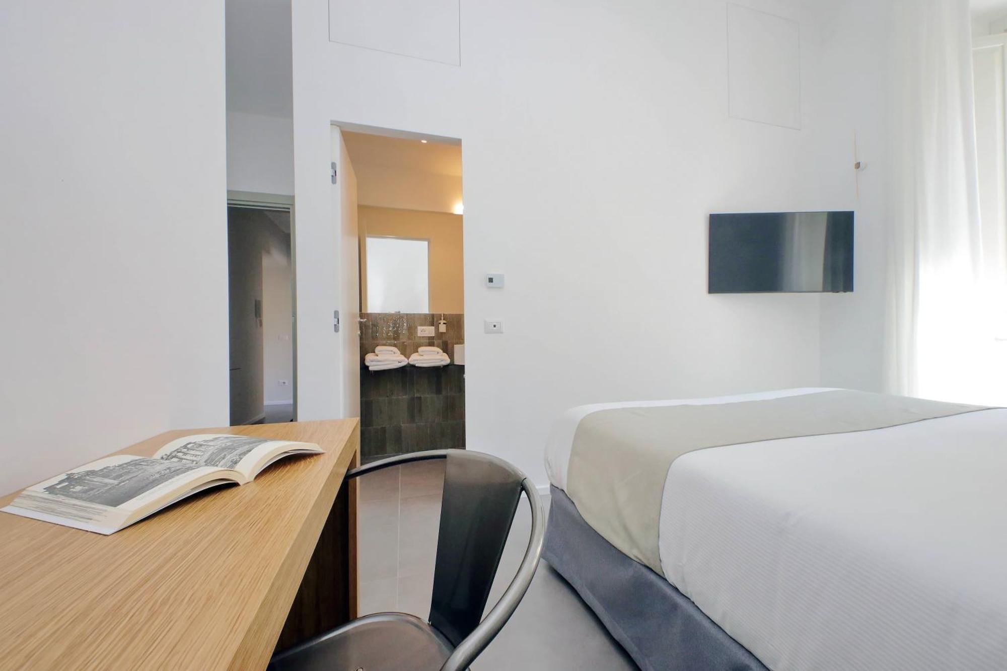 Ych-Montebello - Rooms Rzym Zewnętrze zdjęcie